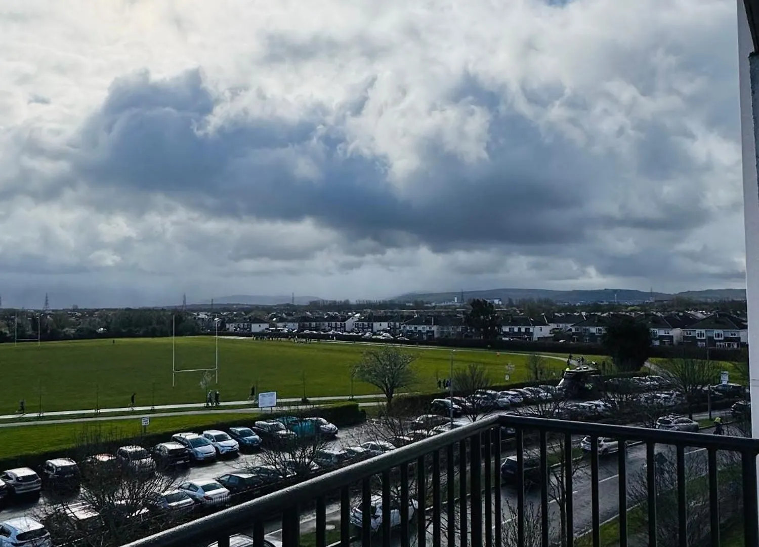 Homestay Finnstown Hall- Private Room In Shared Apartment With The Host Dublin